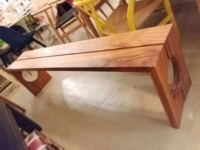 Brian Style Bench