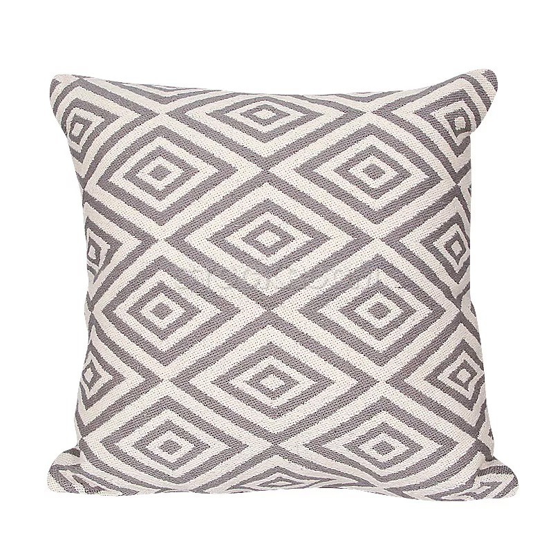 Diamond-Cross Style Cushion