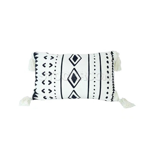 Intertwined Geometric Rectangle Cushion C (With Tassel)