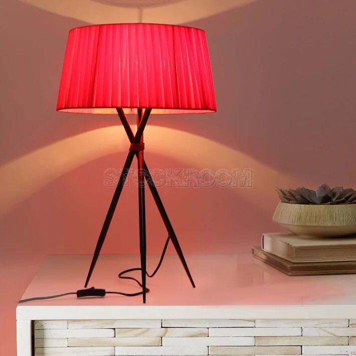 Aiken Tripod Table Lamp