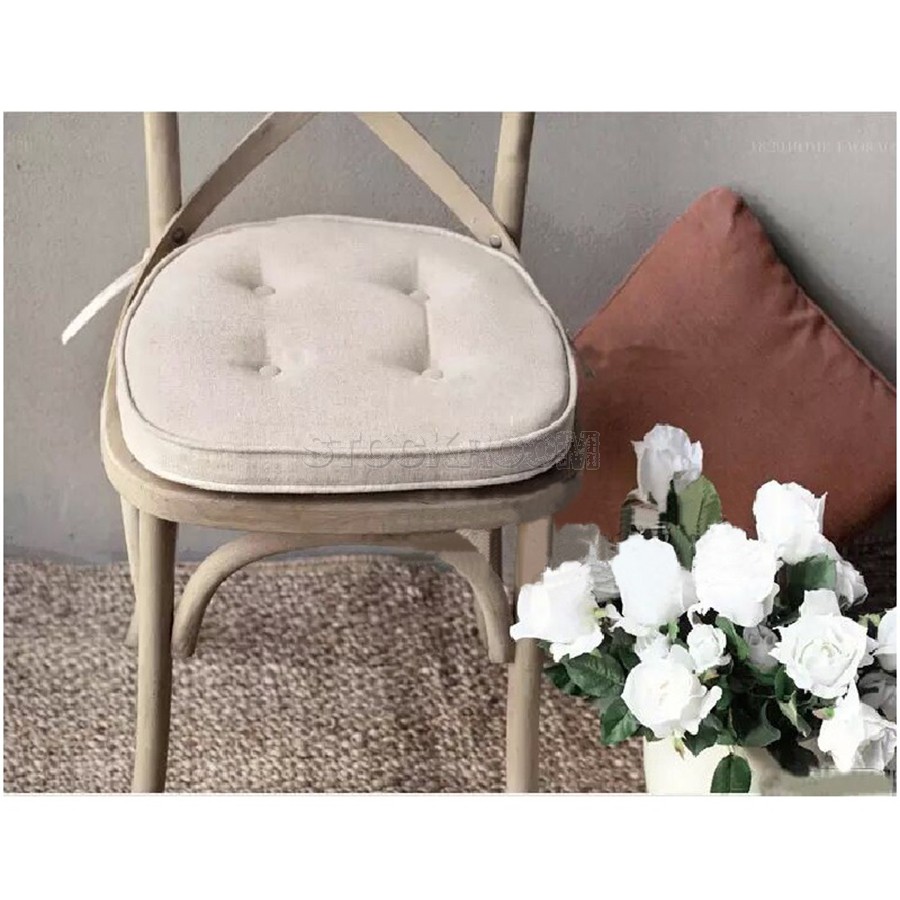 Buttoned Fabric Seat Cushion