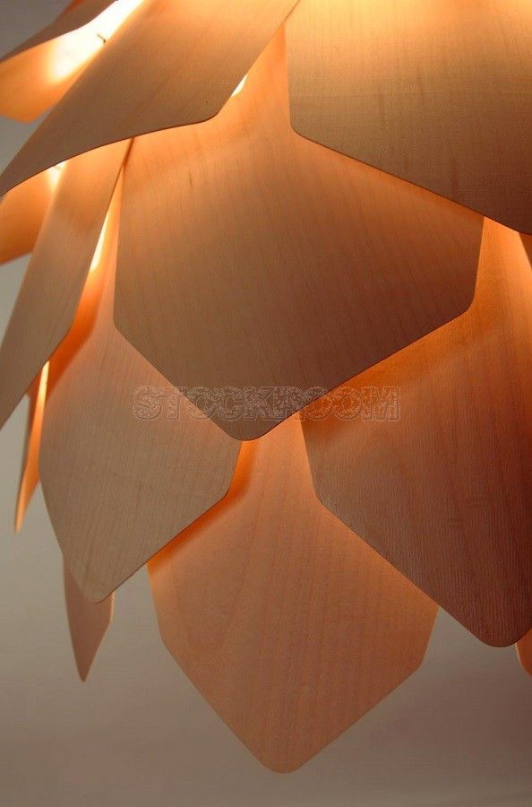 Wooden Artichoke Style Pendant Lamp