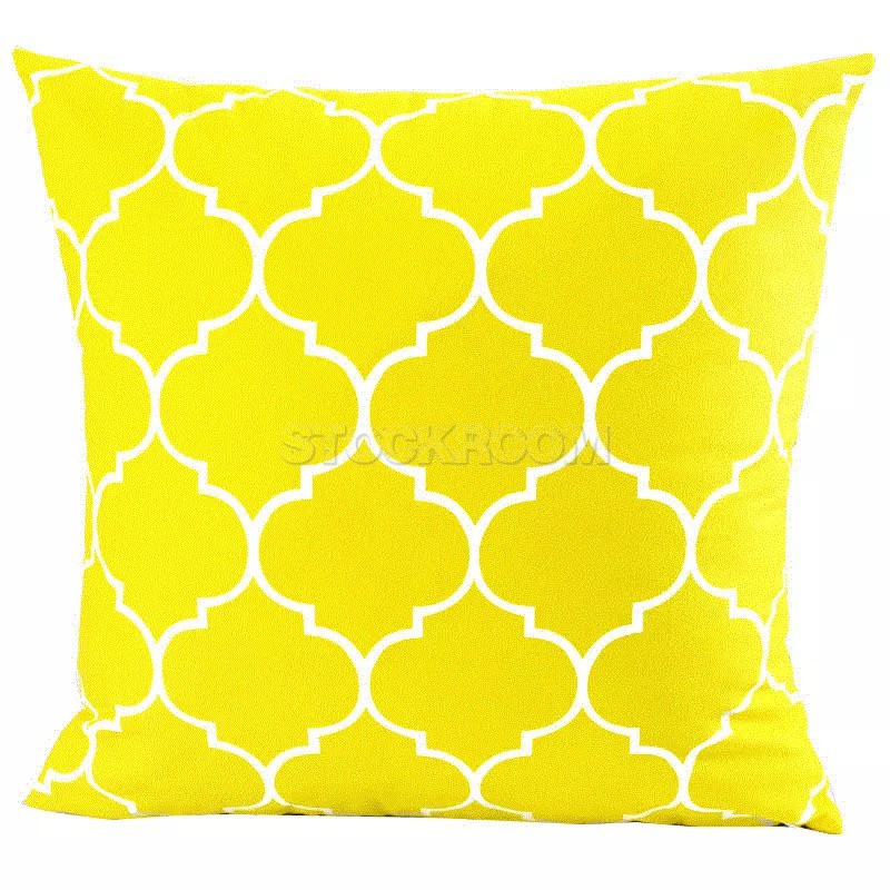 Quartrefoil Decorative Cushion