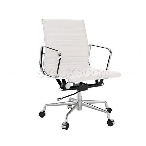 Carter Executive Padded Leather Office Chair - High-back - With Wheels and Adjustable