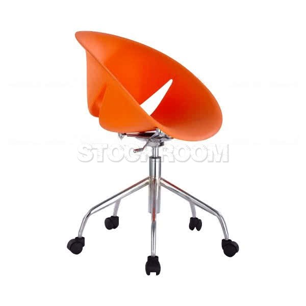 Wolfram Petal Chair - With Wheels