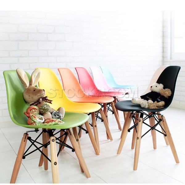 Eames Style Kids Table Set