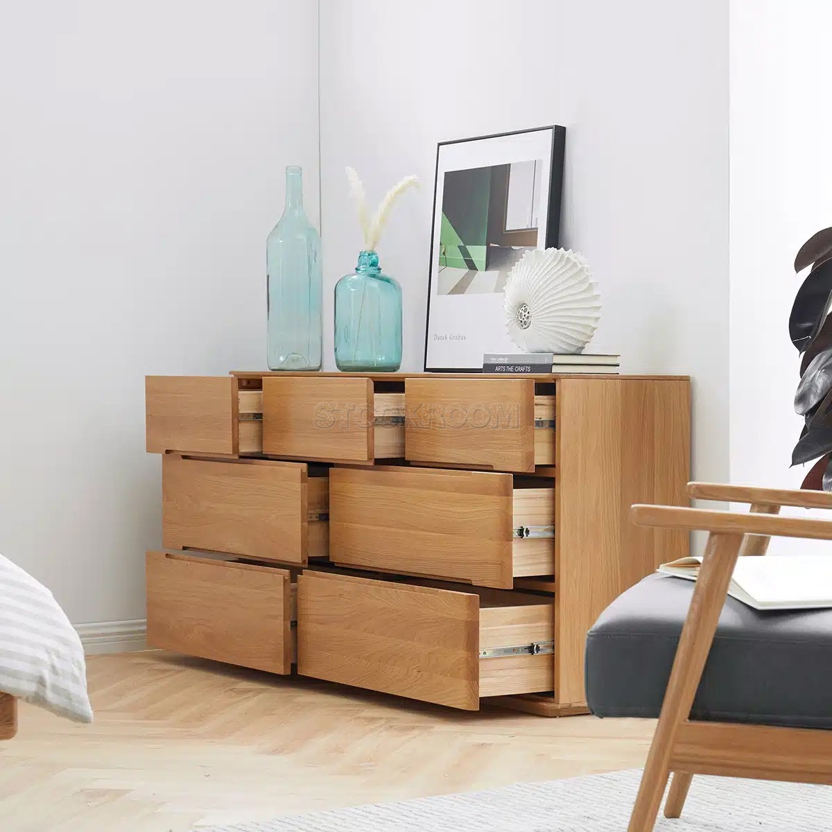 Ellerie Solid Oak Wood Chest of Drawers