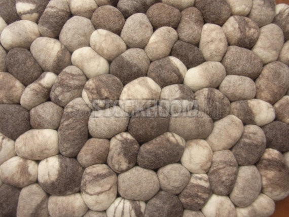 Felted Wool Pebble Rug - Grey