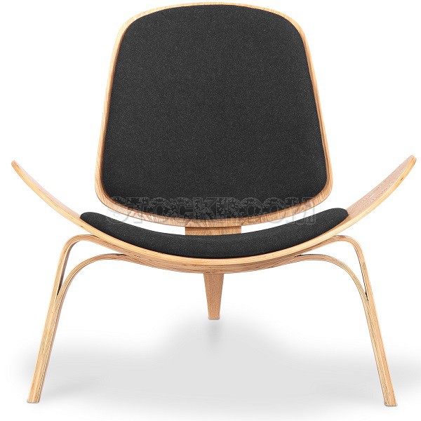 Hans J. Wegner Shell Chair CH07