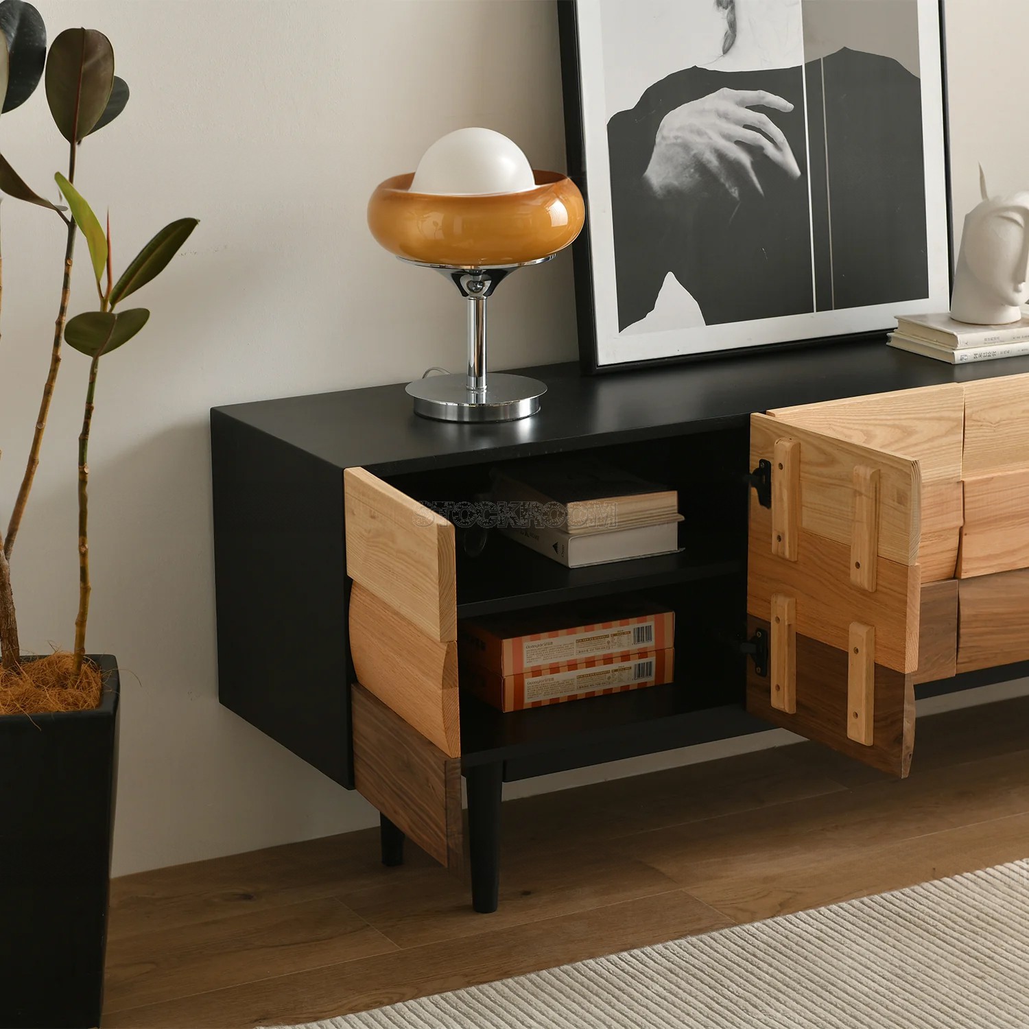 Waylon Scandinavian Sideboard 