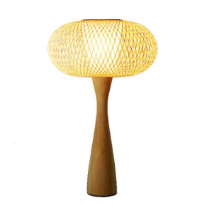 Bamboo table lamp