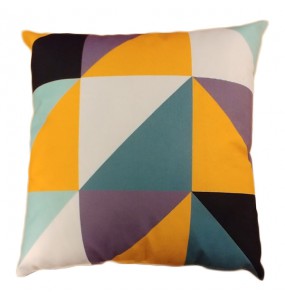 Triangle Decorative 5 Cushion
