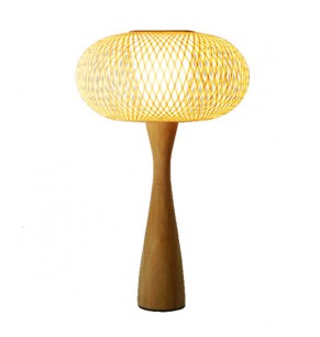 Bamboo table lamp