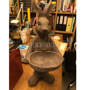 Rabbit holder